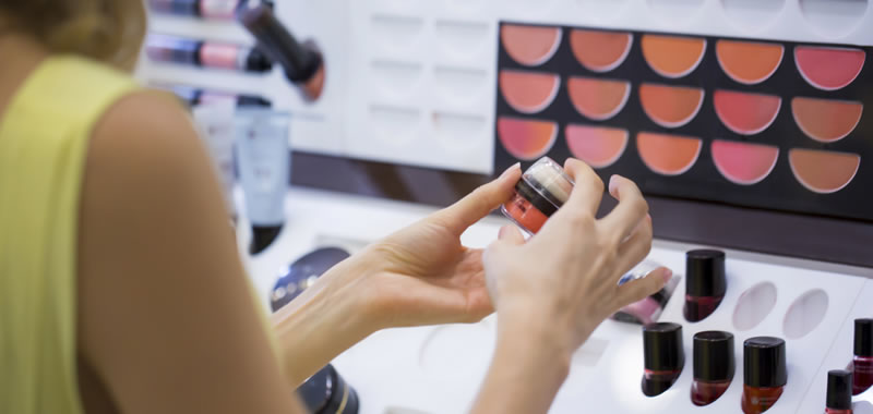 Label trends for cosmetics