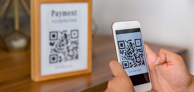 QR codes vs. bar codes